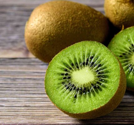 Kiwis A Tiny Fruit, Packed with Power